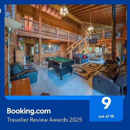 Hot Spa Log Fire Up To 16 Guests