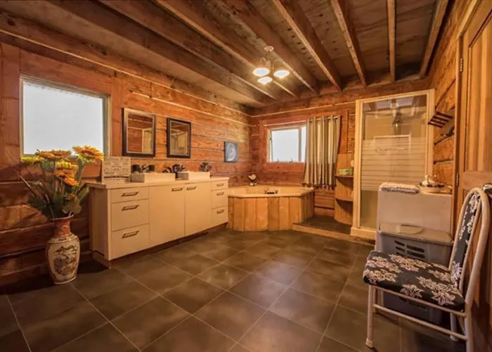 7bdr Up To 16 Guests Book Now!